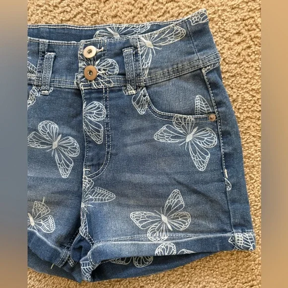 No Boundaries Blue Jean Shorts with Butterfly Print - Picture 4 of 6